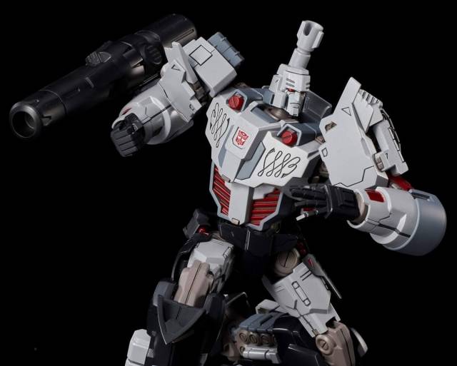 06 Megatron IDW Version Model Kit | Transformers Furai Model | Flame Toys