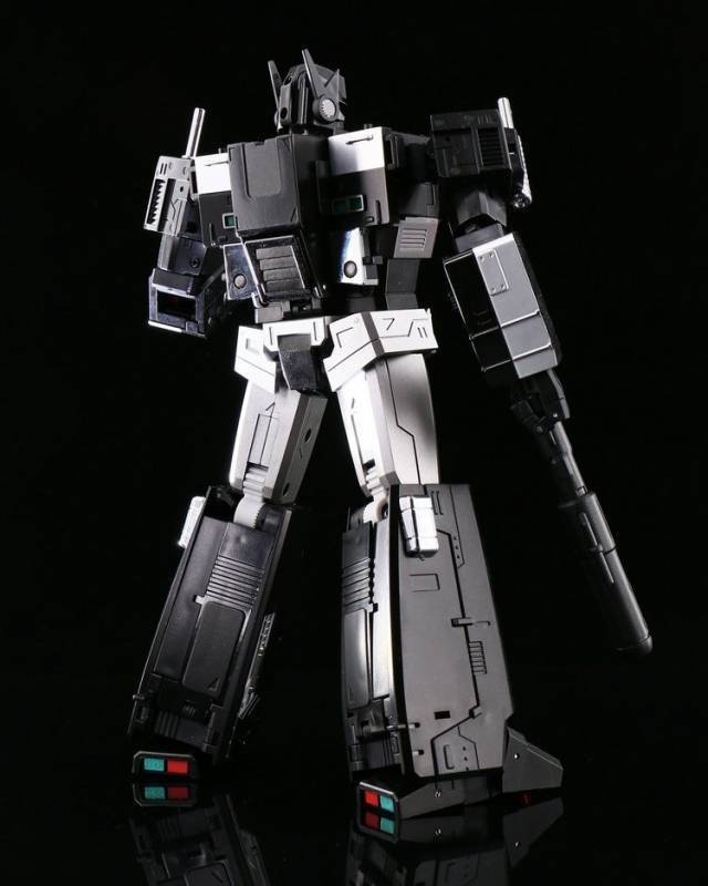 MS-01B Light of Freedom Black Version | Magic Square