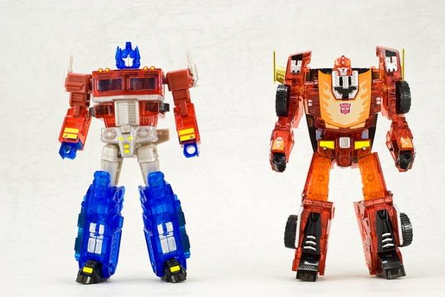 Sons of Cybertron Optimus Prime and Hot Rodimus Set | Transformers Henkei Classics