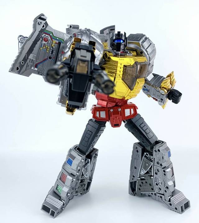 HQ-01R Superator Chrome Version | GigaPower Gigasaurs