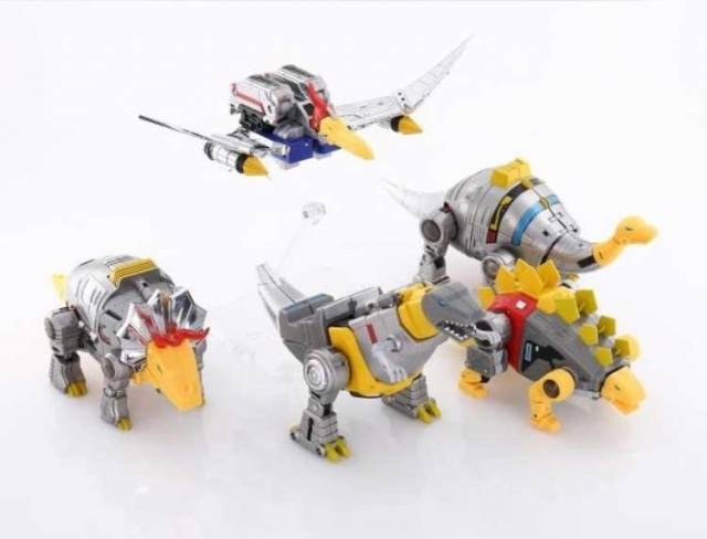 Dino Set of 5 Figures | DX9 Toys Attila Combiner
