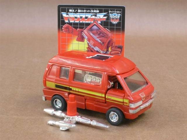 Transformers G1 05 Ironhide | Transformers G1 Reissues