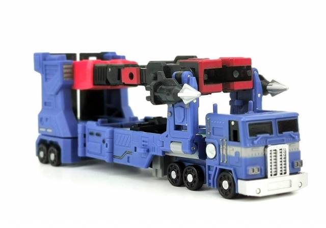 MS-B04D Transporter Limited Edition | Magic Square