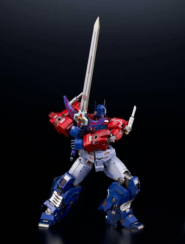 04 Optimus Prime | Transformers Kuro Kara Kuri | Flame Toys