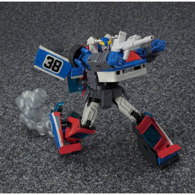 MP-19+ Smokescreen Anime Version | Transformers Masterpiece
