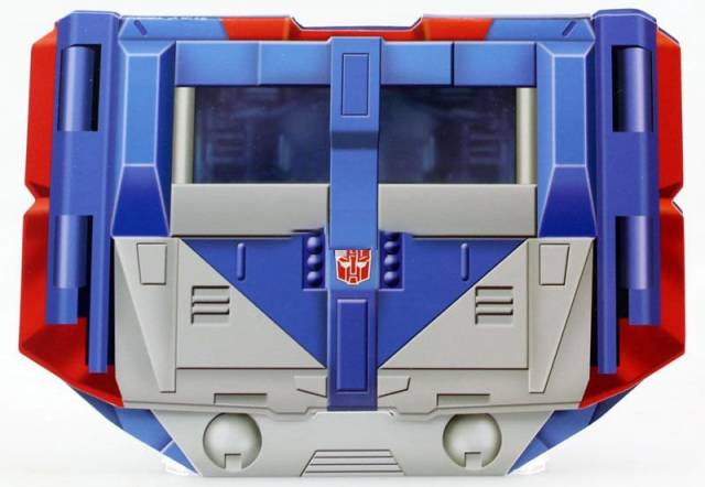 MP-31 Delta Magnus Collectors Coin | Transformers Masterpiece