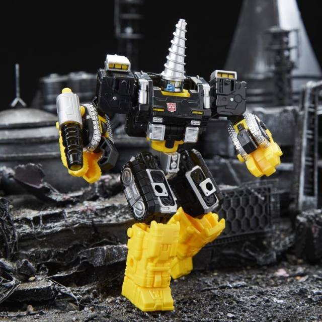 WFC-GS08 Powerdasher Zetar Deluxe Class | Transformers Generations Selects War for Cybertron Siege