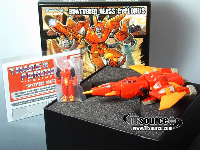 Cyclonus Shattered Glass Version | TFCC Transformers Collectors Club Exclusive