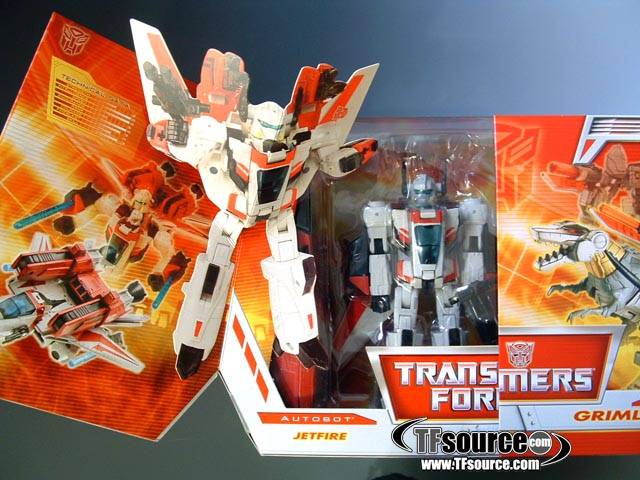 Grimlock and Jetfire Giftset | Transformers Classics Robots In Disguise