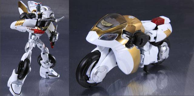 Elite Guard Prowl Tokyo Toy Show Exclusive | Japanese Transformers Animated