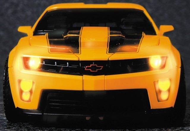 MPM-2 Bumblebee | Transformers Masterpiece Movie Series