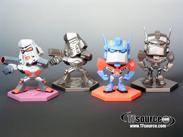 Mini Display Set Family Mart Prize E | Japanese Transformers Animated