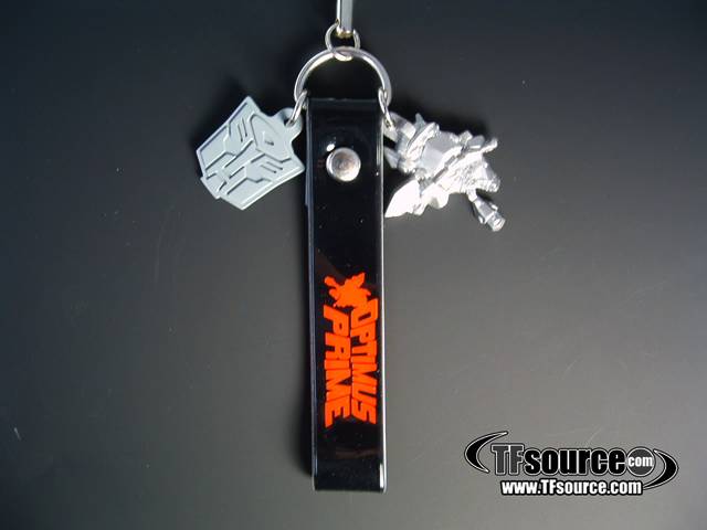 Optimus Prime Metallic Version Family Mart Prize F Cellphone Strap | Japanese Transformers Animated