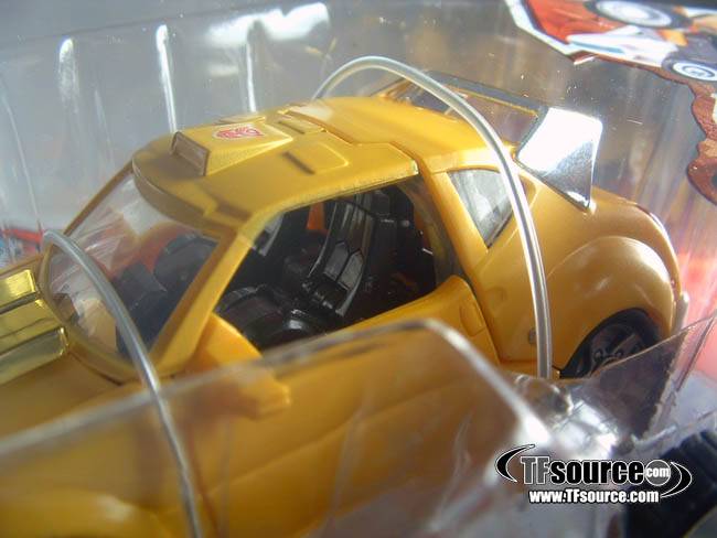 C-02 Bumblebee | Transformers Henkei Classics
