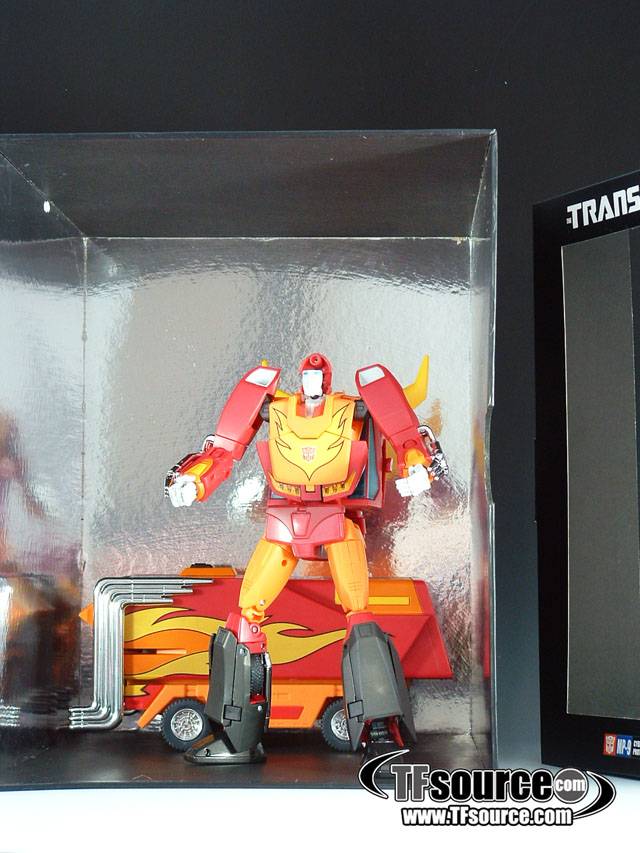 MP-09 Rodimus Prime Showcase | Transformers Masterpiece