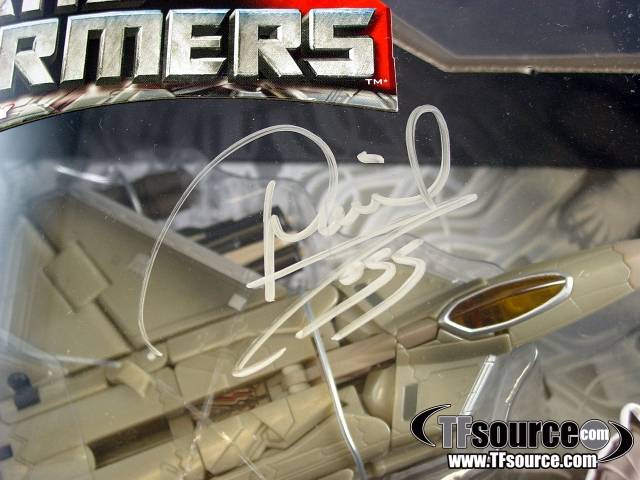 Voyager Class Starscream Autographed by Daniel Ross | Transformers the Movie