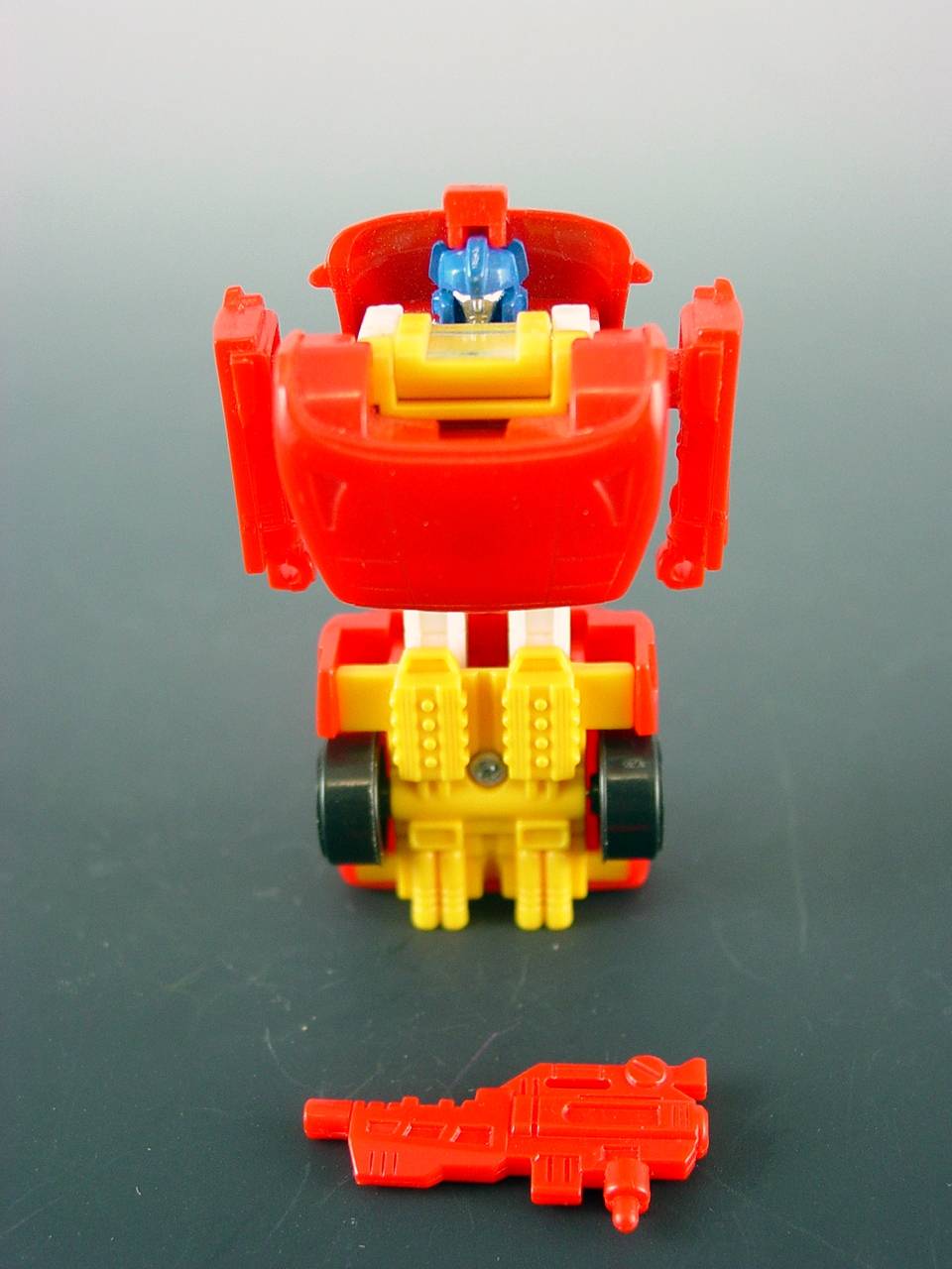 Go-Bot Optimus Prime | Vintage Transformers G2