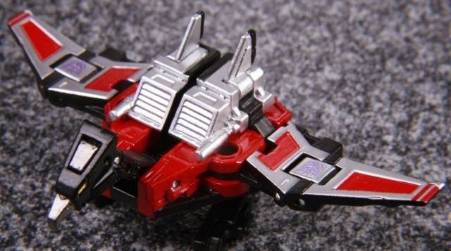 MP-13 Soundwave and Laserbeak | Transformers Masterpiece