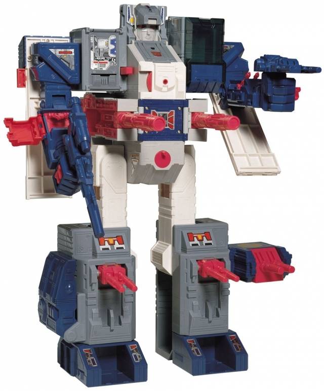 Transformers G1 23 Fortress Maximus | Transformers Encore G1 Reissues