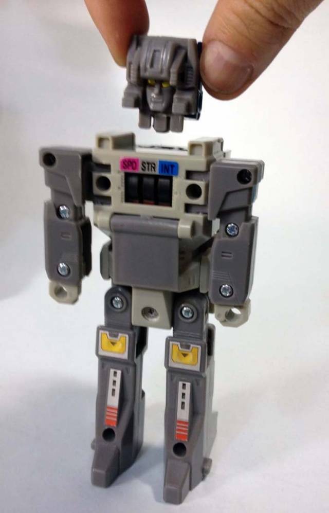 Transformers G1 23 Fortress Maximus | Transformers Encore G1 Reissues