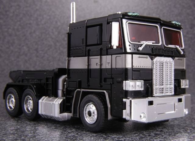 MP-10B Black Convoy | Transformers Masterpiece