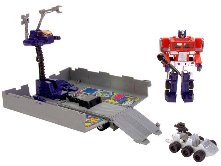 Transformers G1 Optimus Prime | The Transformers Generation One Commemorative Series