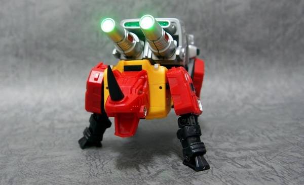 UT-W02 War Rhino Ironhead | Unique Toys | War Lord