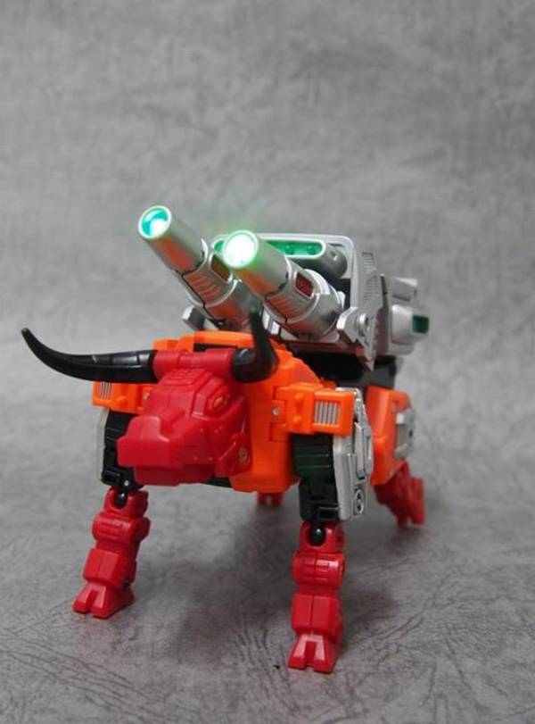 UT-W03 War Bison Savage Bull | Unique Toys | War Lord