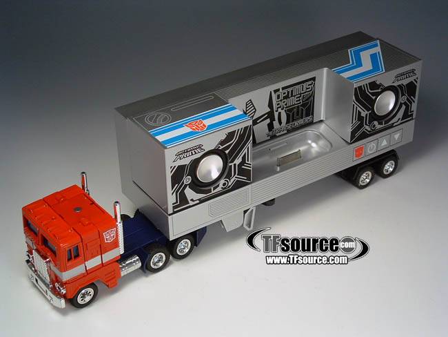 Ipod Convoy G1 Anime Colors | Transformers Music Label