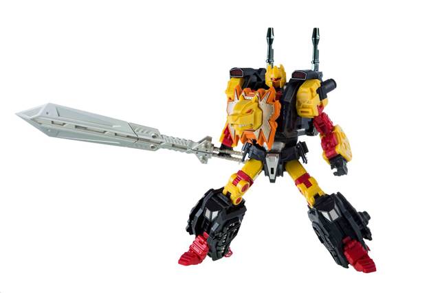 R-04 Leo Dux the Squadron Commander | Mastermind Creations | Reformatted