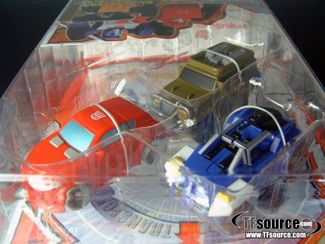 C-18 Minibots Attack Team | Transformers Henkei Classics