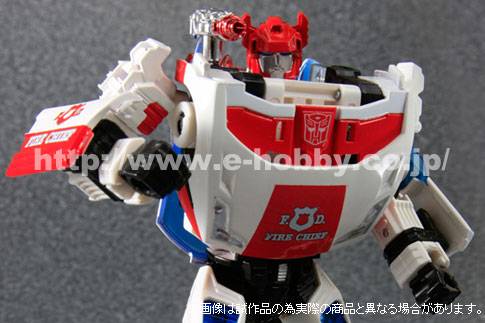 C-20 Red Alert | Transformers Henkei Classics