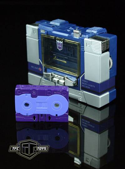 TFC-004 Gear of War Accessory Set | TFC Toys