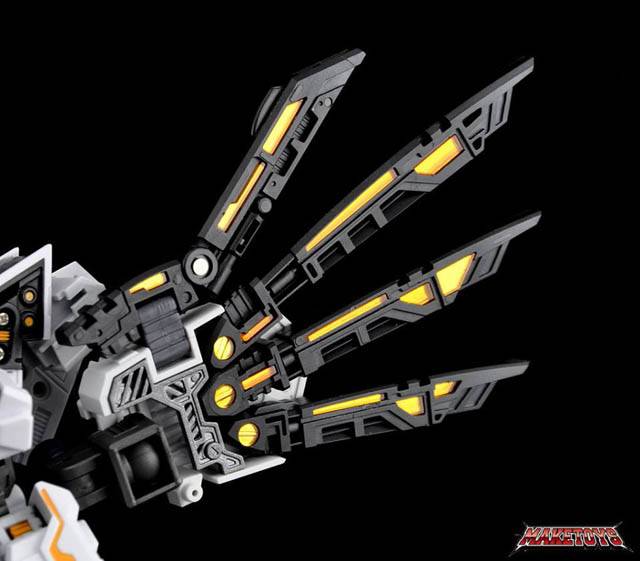 Hyper Novae | MakeToys | Battle Tanker