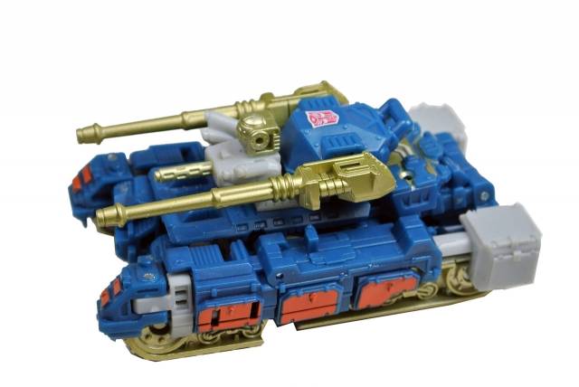 Rewind and Eject | TFSS Transformers Subscription Service Exclusives