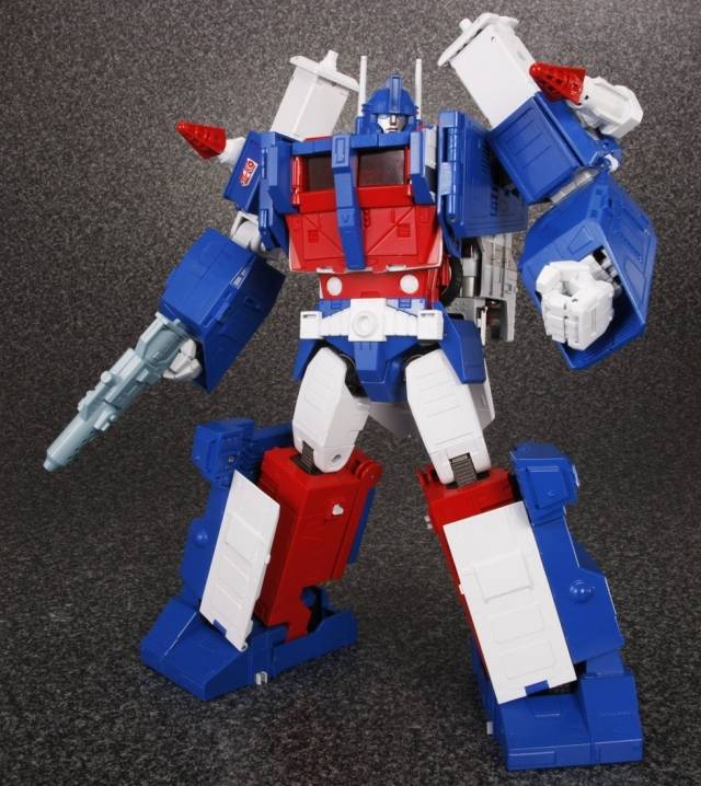 MP-22 Ultra Magnus Perfect Edition with Trailer | Transformers Masterpiece