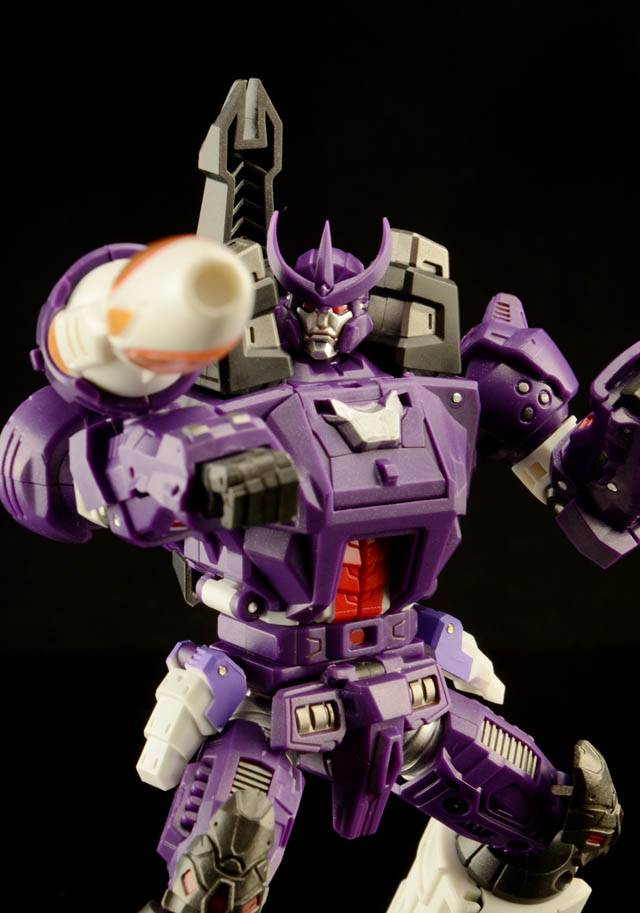 Mania King Messiah | Unique Toys