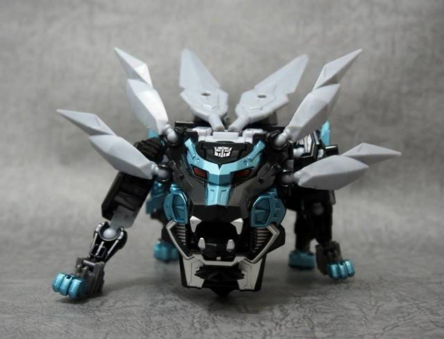 G05 Gekisomaru Black Version Limited Edition Asia Exclusive | Transformers Go!