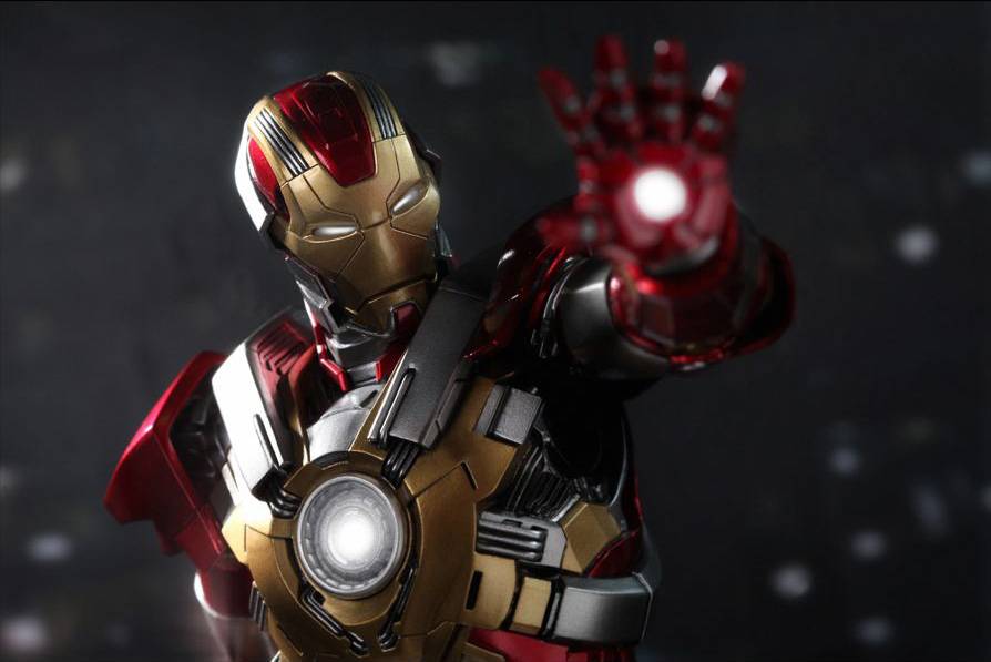 Heartbreaker Iron Man Mark 17 1:6 Scale | Hot Toys Movie Masterpiece | Marvel Iron Man 3