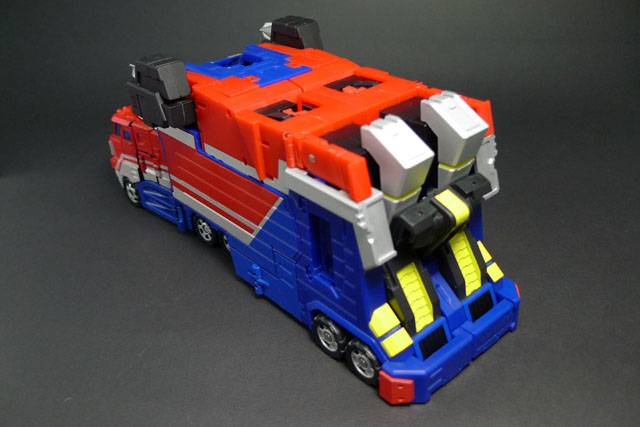 TFX-01R Powered Commander Convention Exclusive | Fansproject Parallax