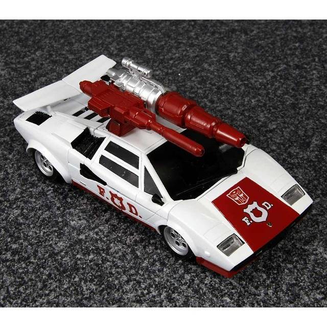 MP-14 Red Alert | Transformers Masterpiece