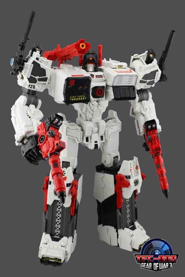 TFC-009 Gear of War 3 | TFC Toys