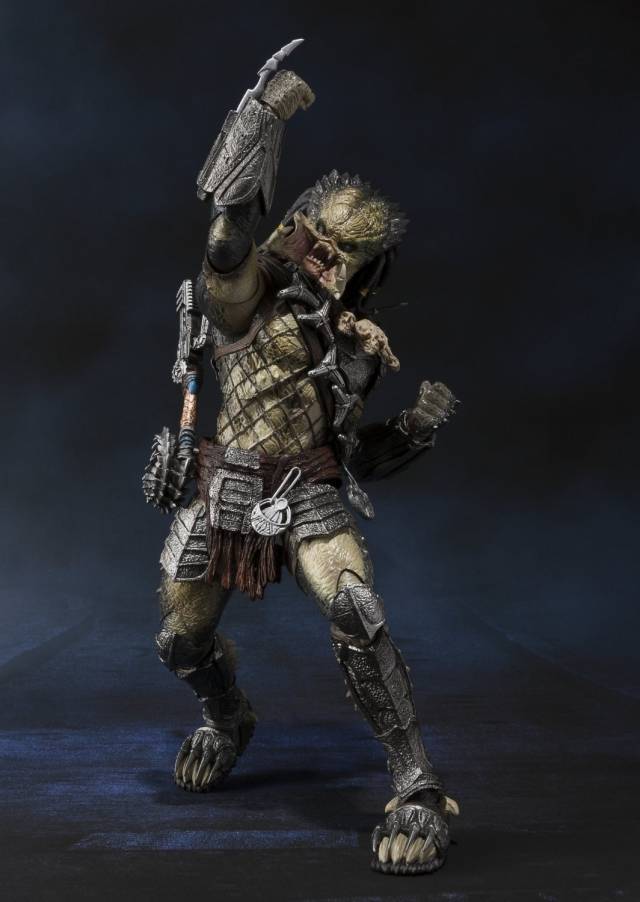 Predator Wolf Heavy Armed Version S.H.MonsterArts | Bandai Tamashii Nations | Alien Vs Predator