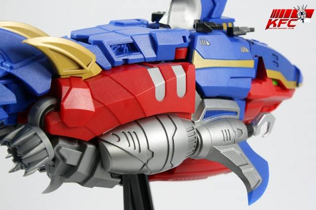 Sencho Barbossa EAVI Metal  Phase 2 | KFC Toys