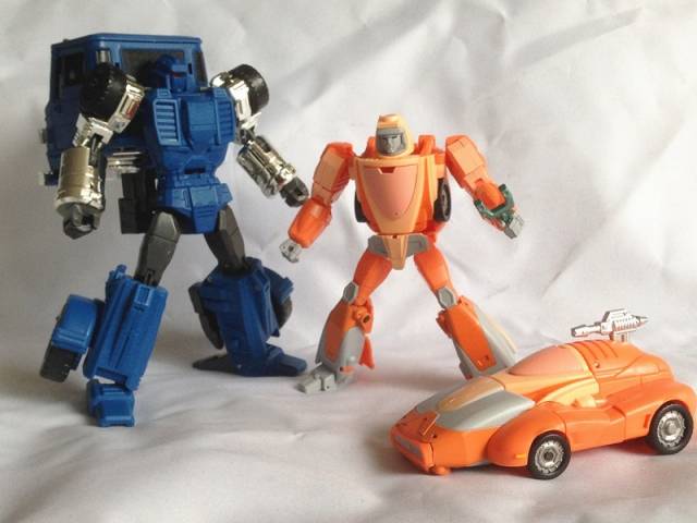 MM-4 Ollie And MM-5 Sonic Set of 2 | X-Transbots Master Mini