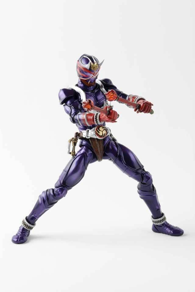 Kamen Rider Hibiki S.H. Figuarts | Bandai Tamashii Nations | Kamen rider