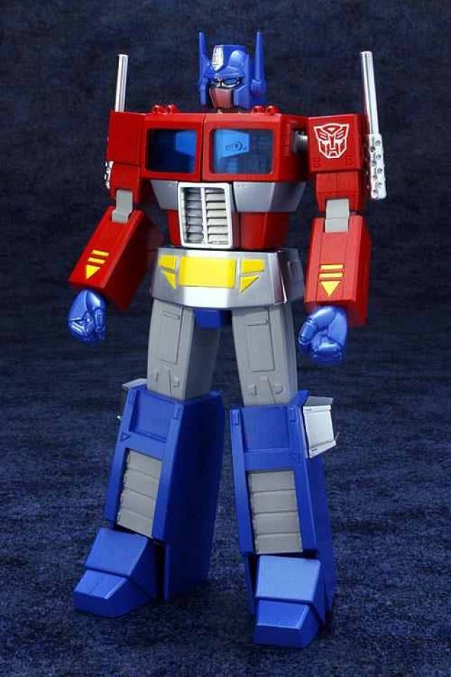 Cybertron Commander Optimus Prime EX Gohkin | Transformers