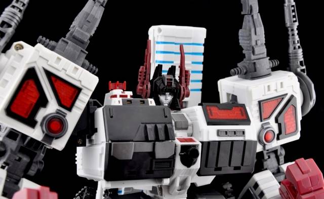 MCB-02 Utopia | MakeToys | City Bot