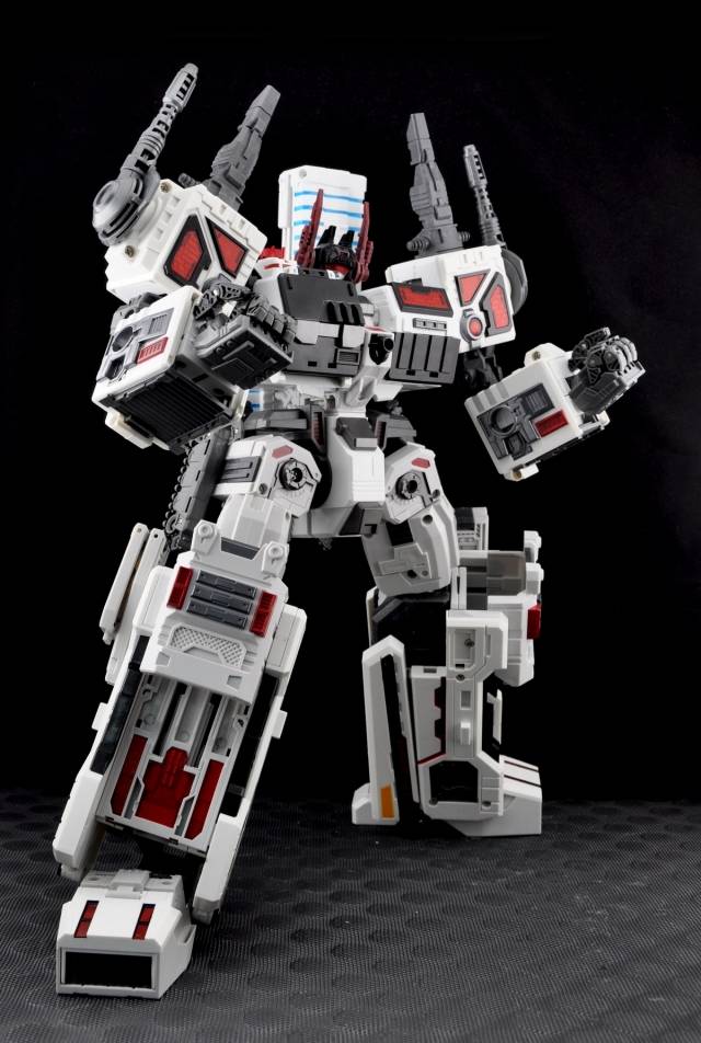 MCB-02 Utopia | MakeToys | City Bot