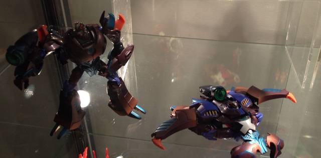 The Hunter Shokaract and Brimstone Botcon Exclusive | Transformers Convention Botcon 2014 Pirates vs. Knights 